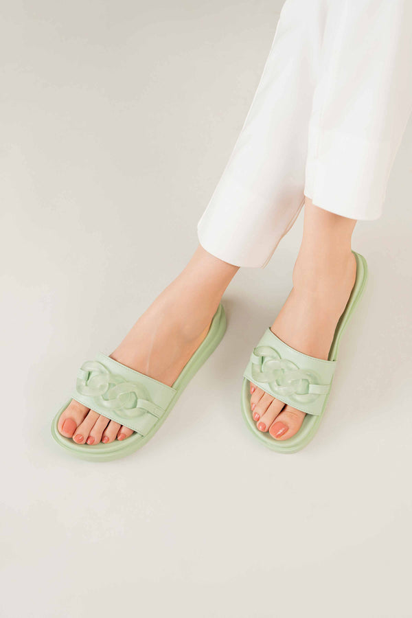 Green Chappal-440542904