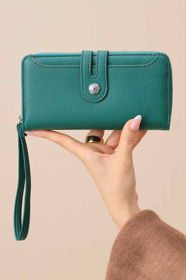 Green Wallet-441572104