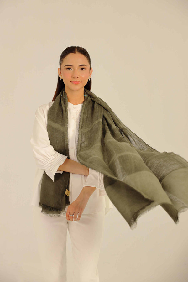 Green Women Scarf-442712104
