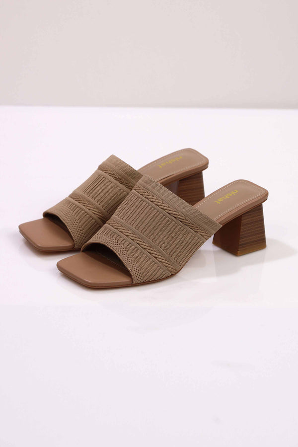 Khaki Wedge-443052930