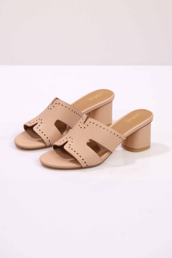 Pink Wedge-443082905