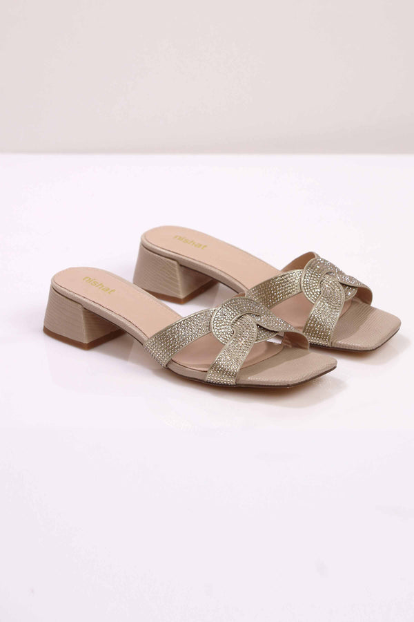 Beige Wedge-443122918