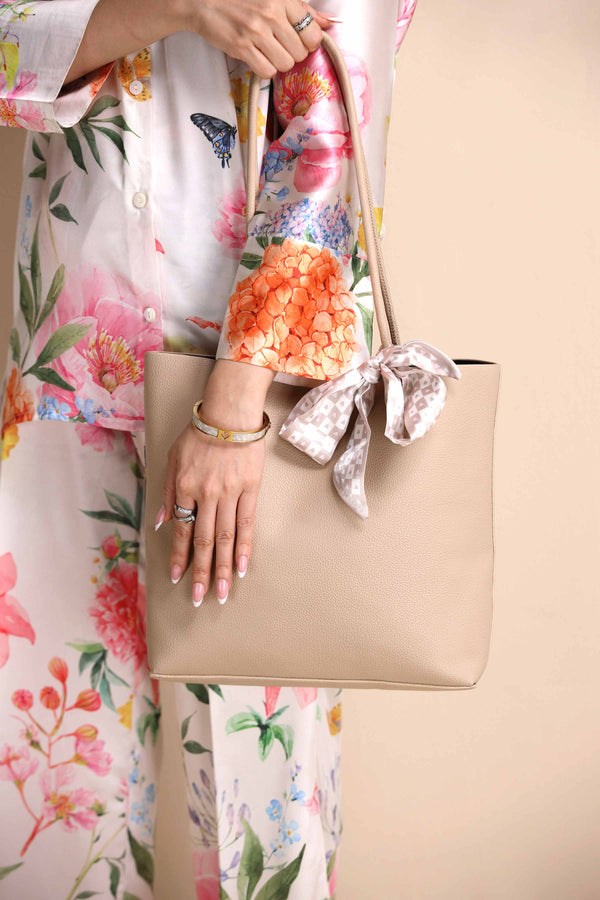 Beige Tote Bag-443602118