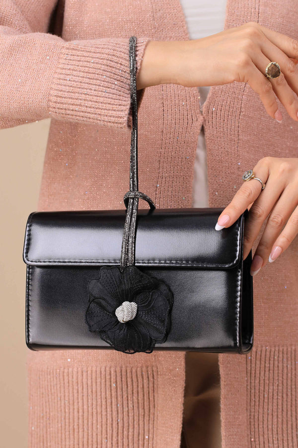 Black Clutch-444082103