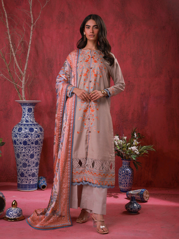 LUXURY LAWN EMBROIDERED SUIT
