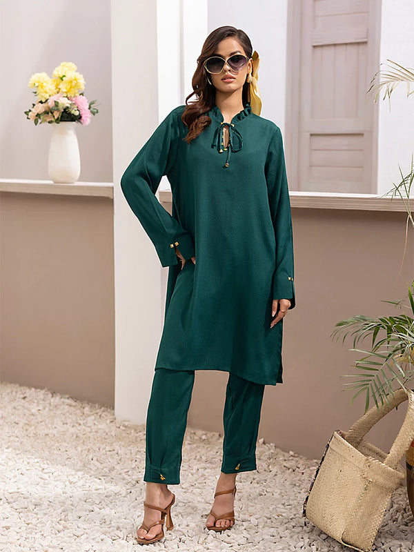 2PC Stitched Crepe Suit