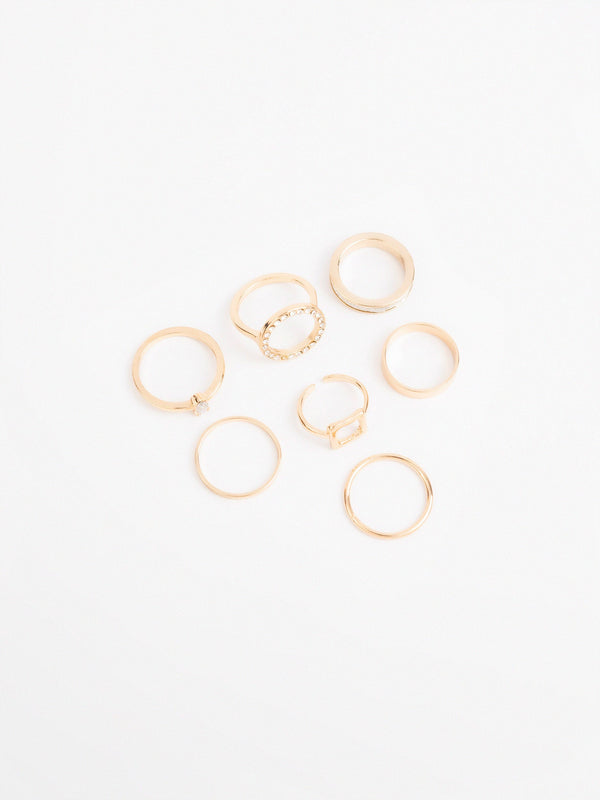 Hallow Ring Set