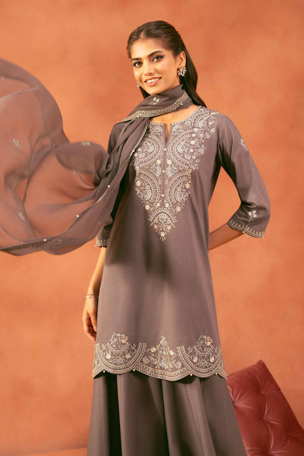 3 Piece - Embroidered Suit - 42519205