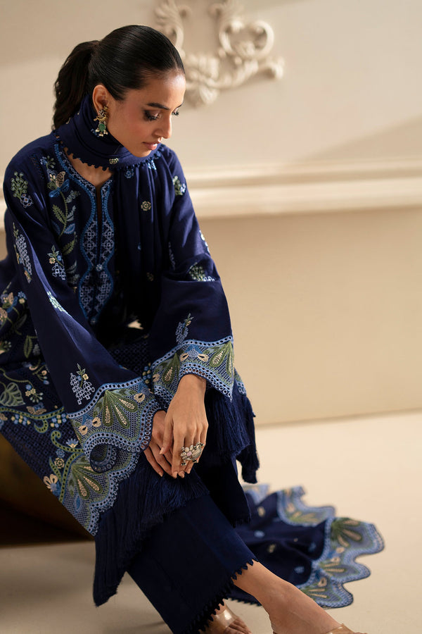 EMBROIDERED SUIT (E0789/203/620)