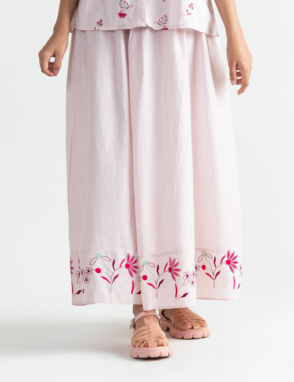 FLORAL EMBROIDERD SKIRT