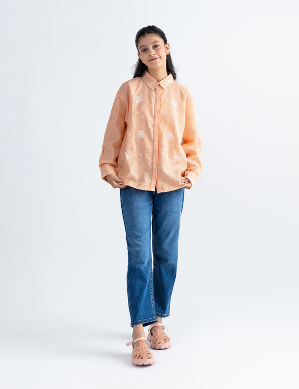 FLORAL EMBROIDERED BUTTON DOWN TOP