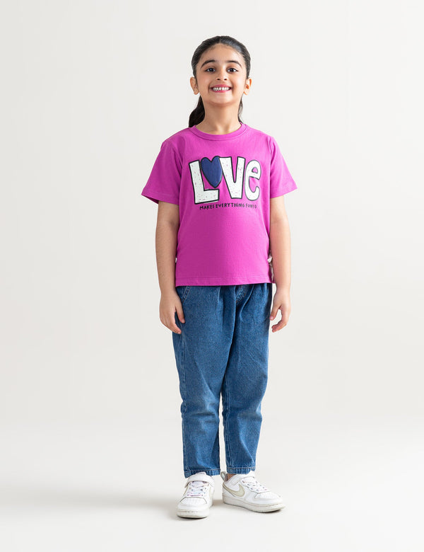 LOVE MAKES EVERYTHING FUN PRINTED T-SHIRT