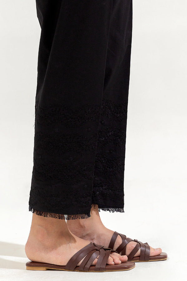 EMBROIDERED STRAIGHT PANTS