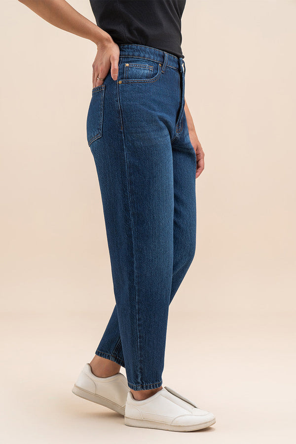 MOM JEANS