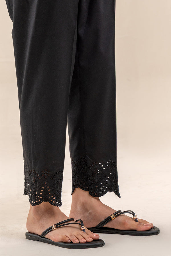 EMBROIDERED STRAIGHT PANTS
