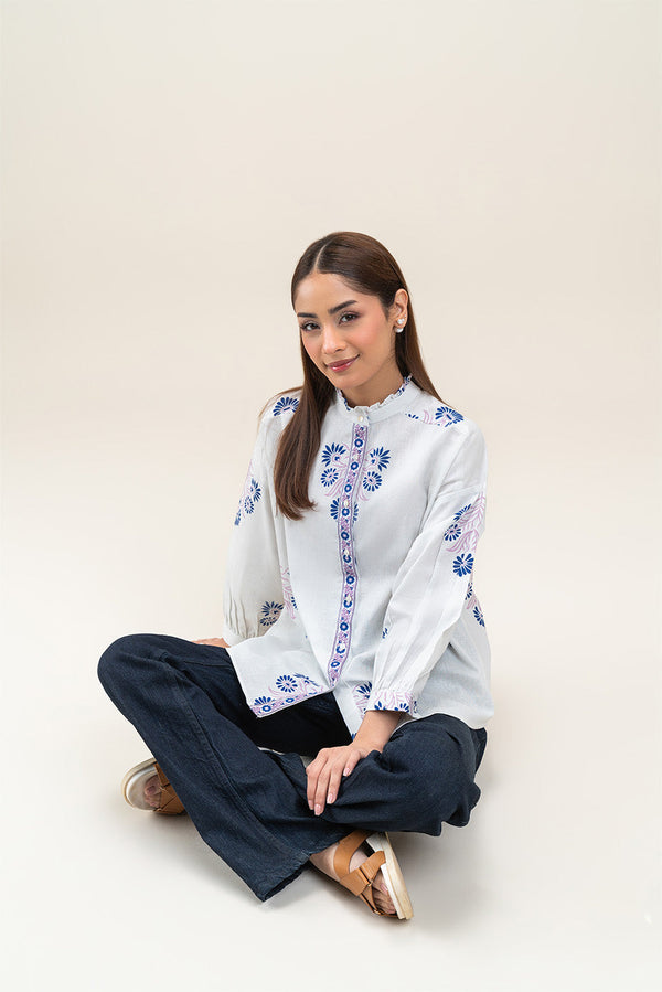 PRINTED BAND COLLAR BLOUSE