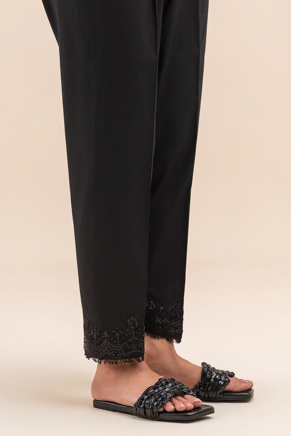 EMBROIDERED STRAIGHT PANTS