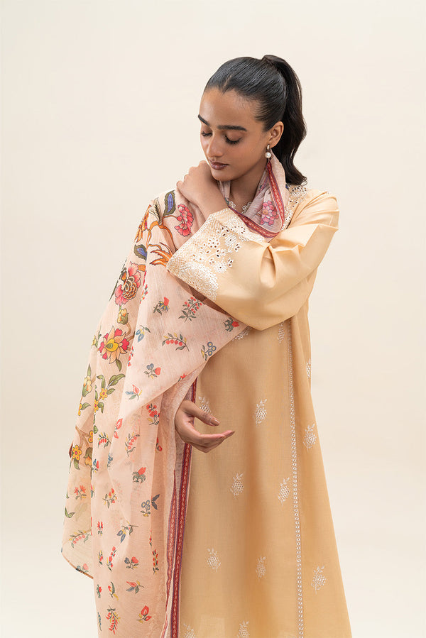 3 PIECE EMBROIDERED LAWN SUIT (PRET)