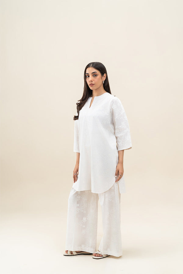 2 PIECE SCREEN PRINTED LAWN SUIT (PRET)