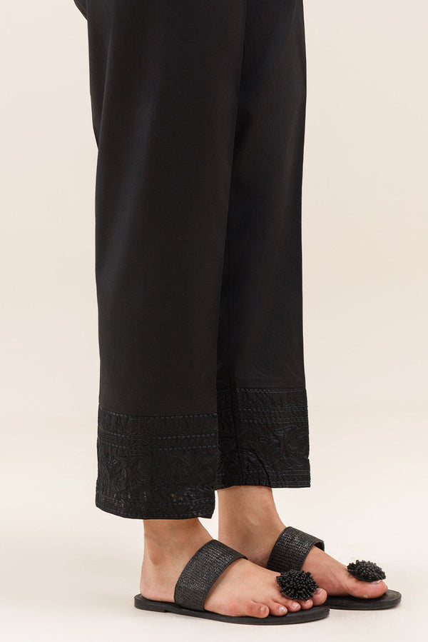 EMBROIDERED STRAIGHT PANTS