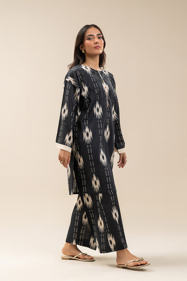 2 PIECE PRINTED LAWN SUIT (PRET)