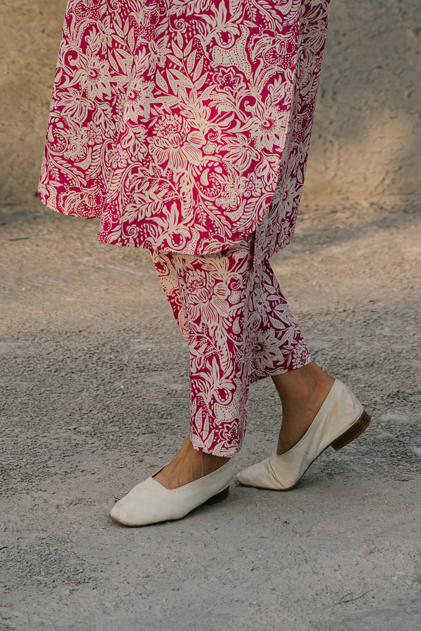 BASIC STRAIGHT PANTS