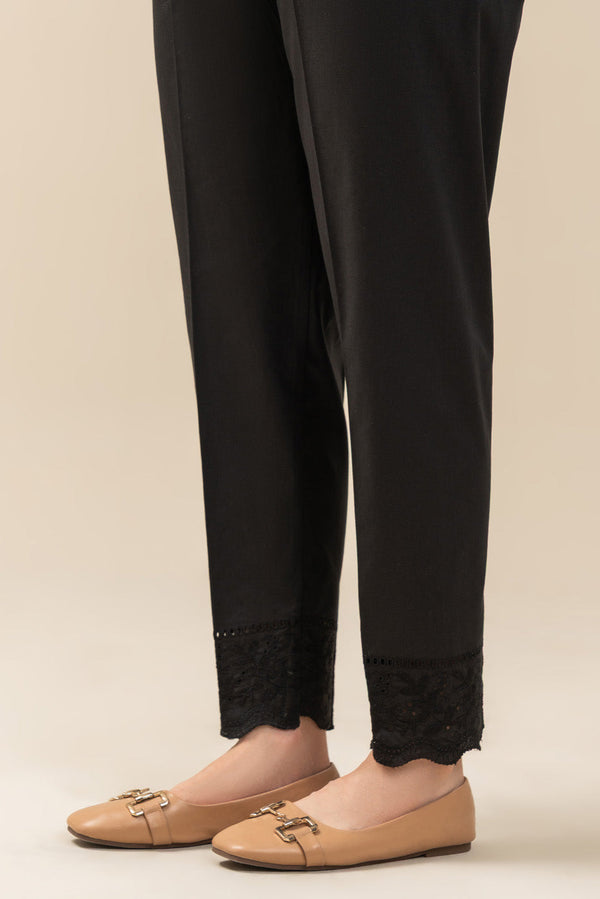 EMBROIDERED STRAIGHT PANTS