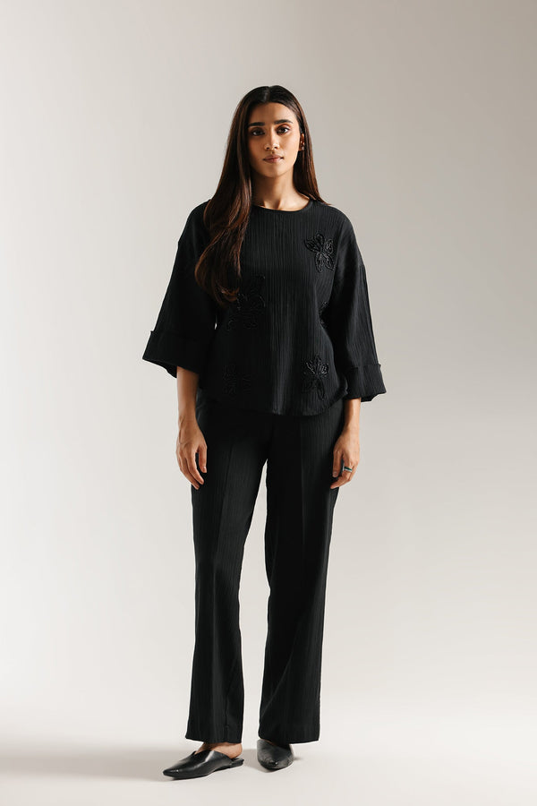 EMBROIDERED SUIT (E0667/106/902)