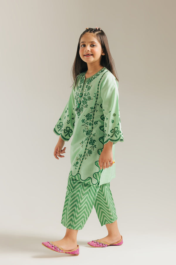 EMBROIDERED SUIT (E0860/404/127 E0860/304/127)