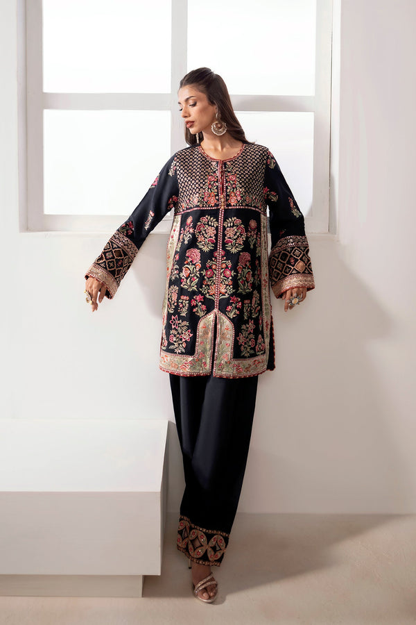 EMBROIDERED SUIT (E0911/104/902)