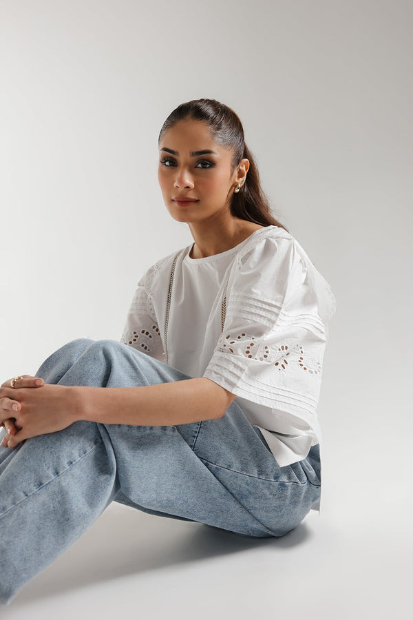 EMBROIDERED TOP (E2484/108/001)