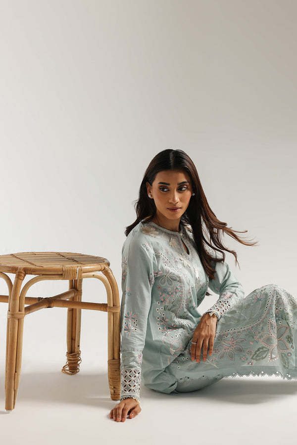 EMBROIDERED SUIT (E3457/103/721)