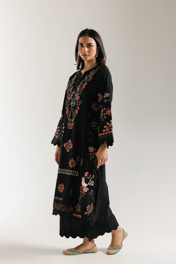 EMBROIDERED SUIT (E3229/103/902)