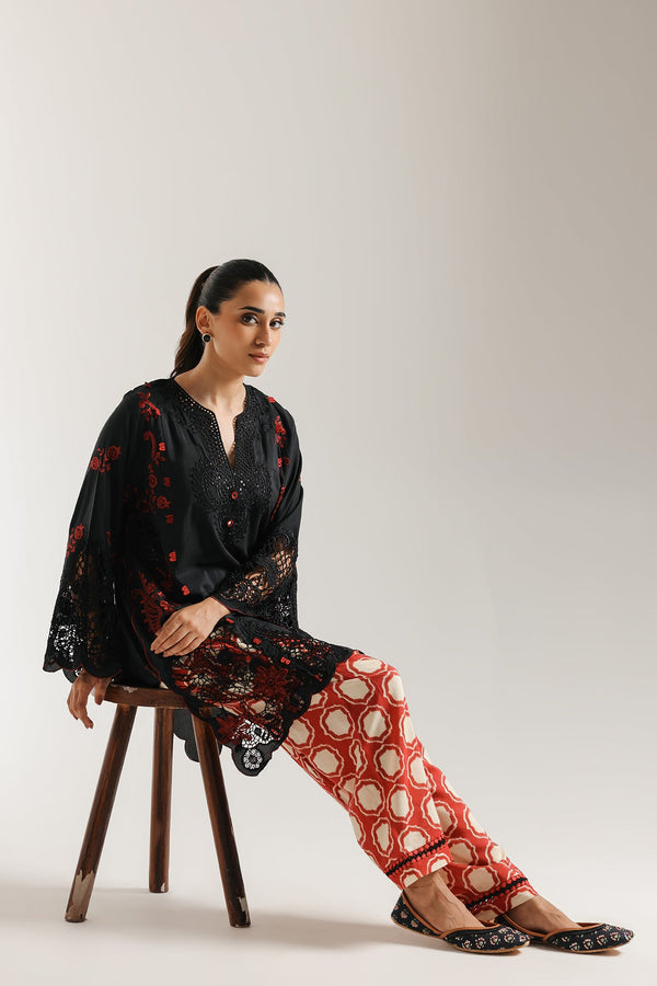 EMBROIDERED SUIT (E3295/103/902)