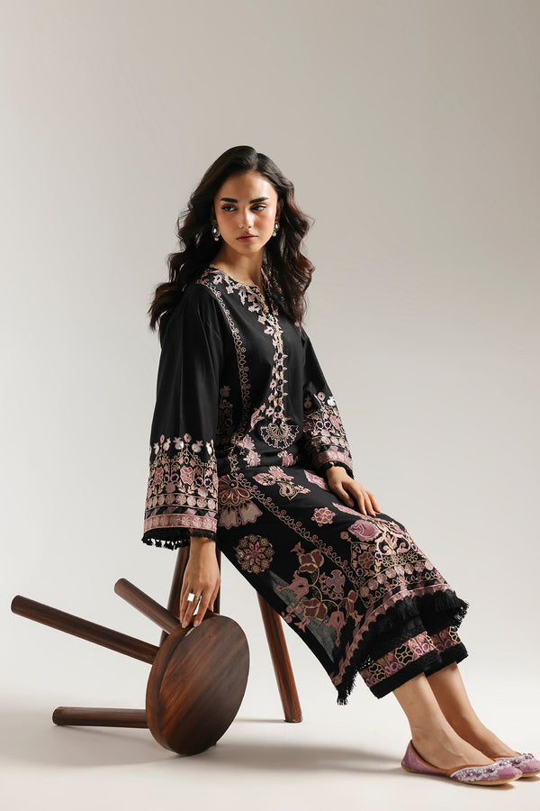 EMBROIDERED SUIT (E3403/103/901)