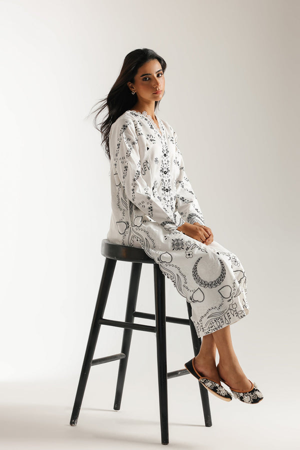 EMBROIDERED SUIT (E3645/103/003)