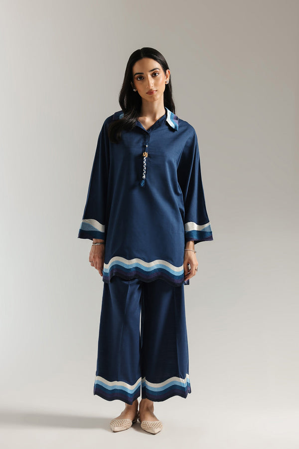 EMBROIDERED SUIT (E6184/102/620)