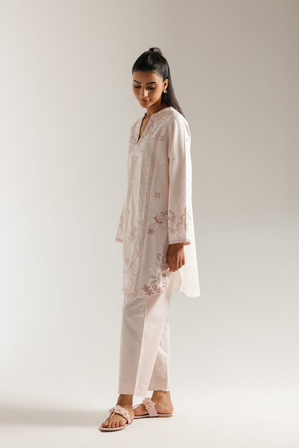 EMBROIDERED SUIT (E7002/102/316)