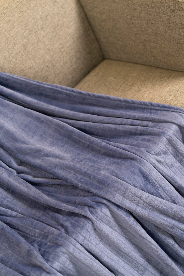 HOME | FLEECE BLANKET