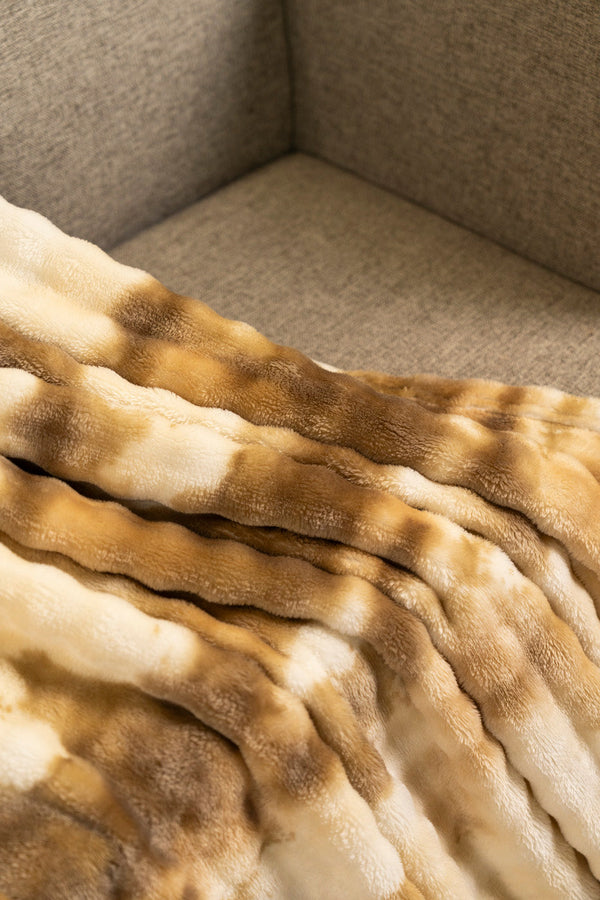 HOME | FLEECE BLANKET
