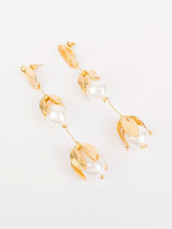 Dangling Flower Earrings