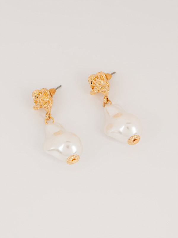 Pearl Drop Earring