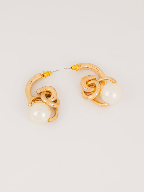 Twisted Pearl Earrings