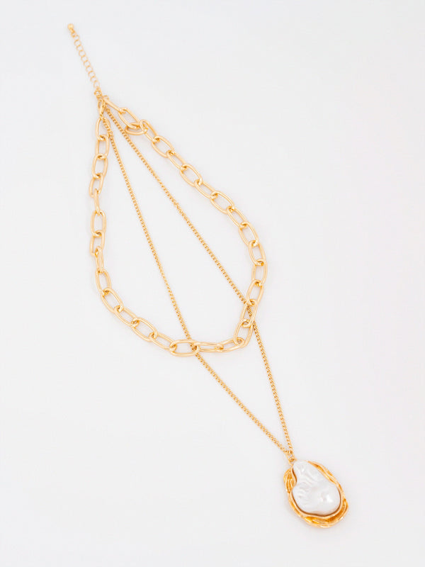 Pearl Pendant Necklace