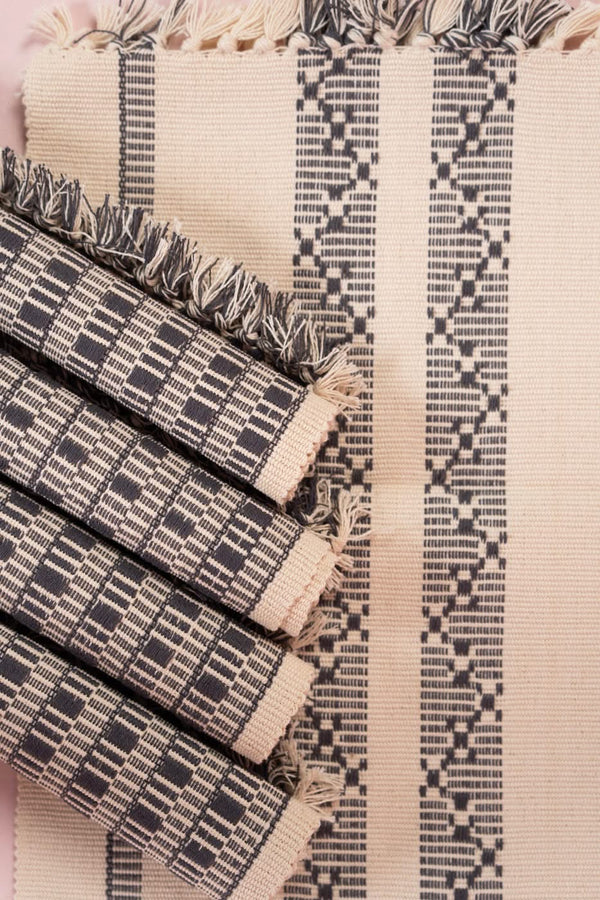 HOME | PLACE MAT