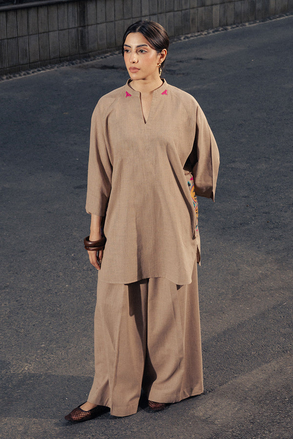 2 PIECE EMBROIDERED TWO WAY SLUB SUIT (PRET)