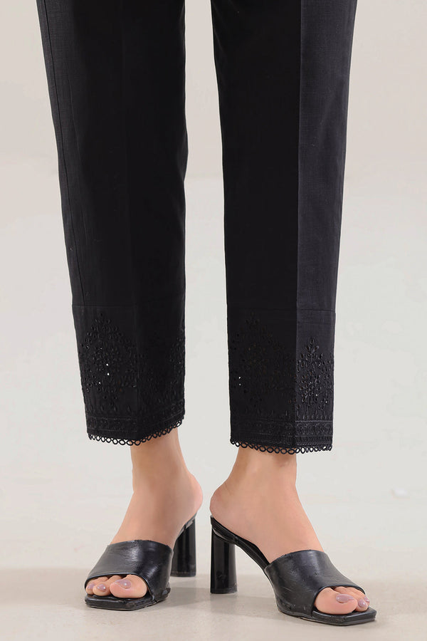 Embroidered Cross Hatch Pant