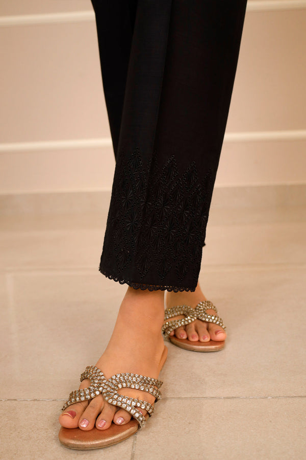 Embroidered Cross Hatch Pant