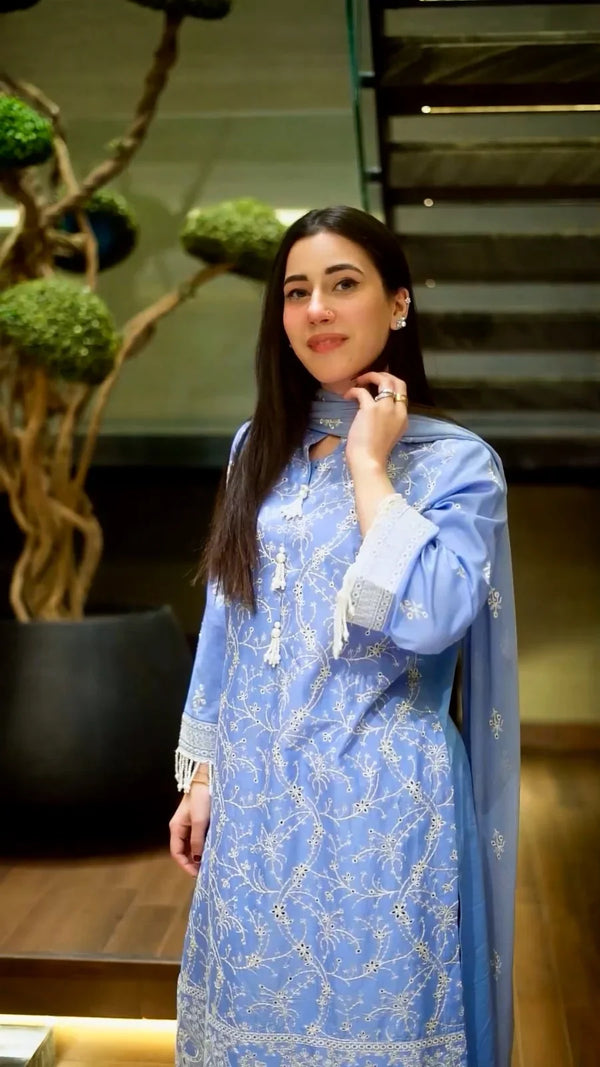 3PC UNSTITCHED EMBROIDERED LAWN SUIT