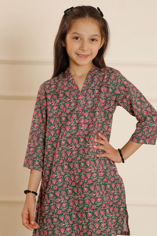 Printed Khaddar Stitched Shirt/trouser For Kids